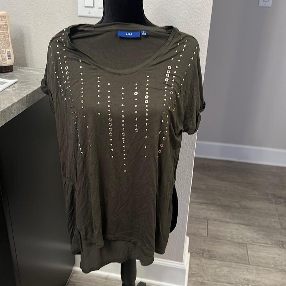 Apt 9 ladies shirt